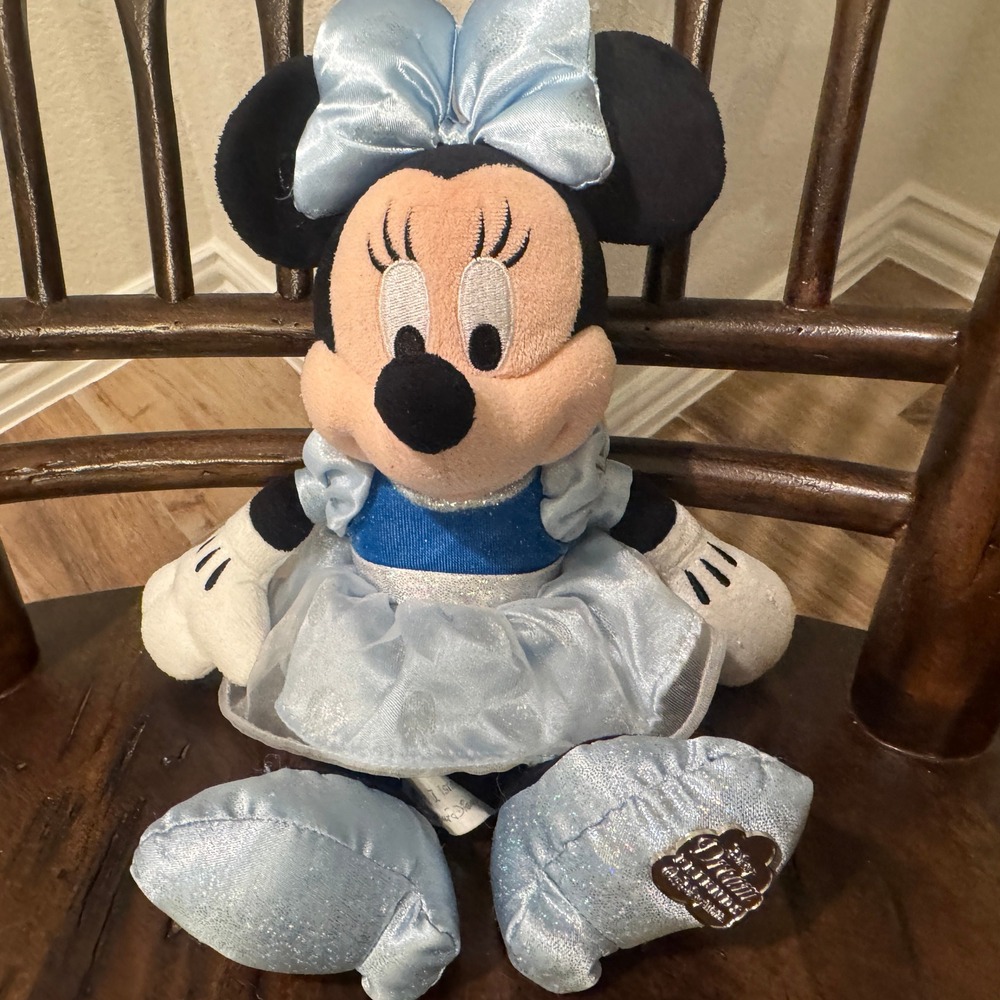 Disney World Minnie Mouse Plush Doll Light Blue Sparkle Dress Bow Dream Friends